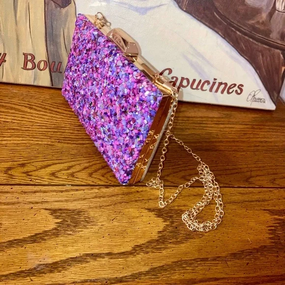 Embellished Crossbody/Clutch NWOT Purples, Pink and Rhinestones - - Picture 13 of 16